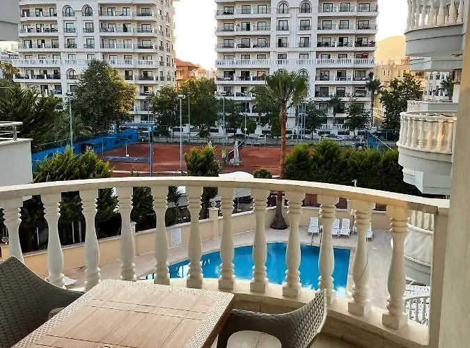 Sa Apartments! 2bd Flat 150m To The *